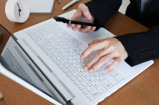 Web記事で最新情報をキャッチアップする